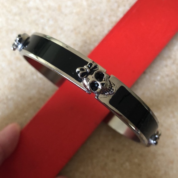 RARE David Sigal Happy Skull black enamel bangle bracelet - Picture 3 of 12